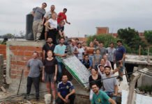 En “Energías Solidarias” ayudan a construir termotanques que funcionan con energía solar