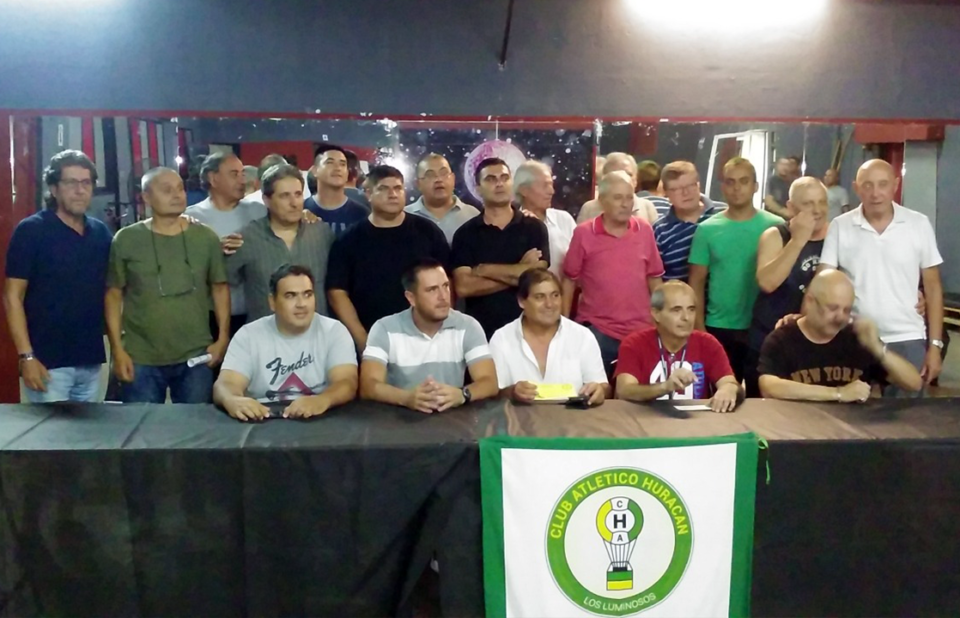 En Huracán de B° La France, la “unión” llegó en el año del Centenario