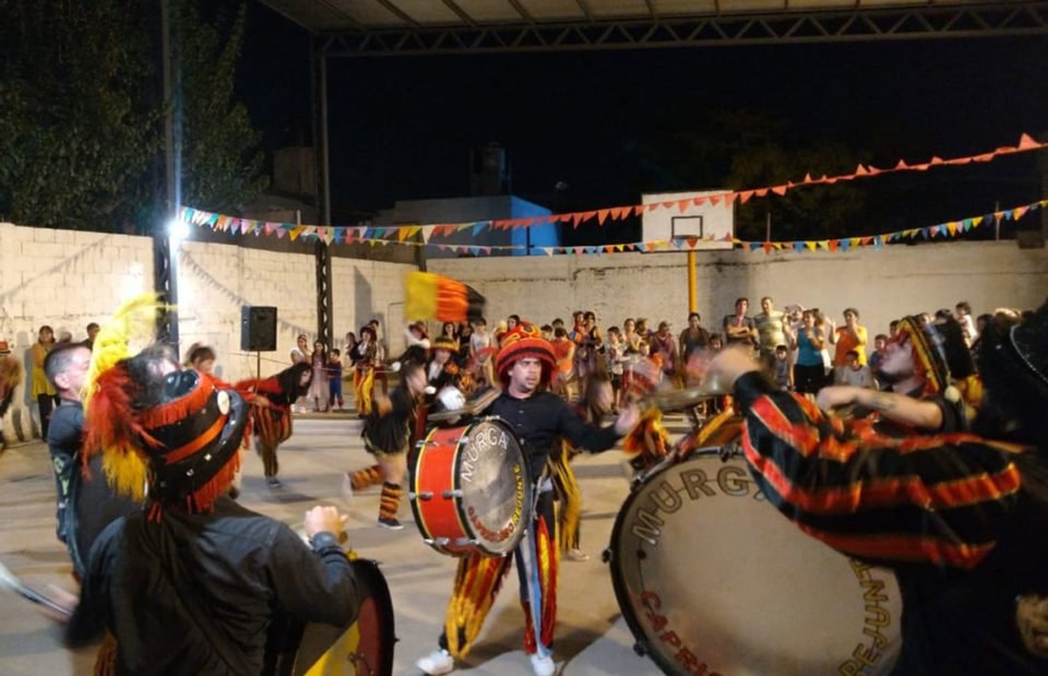 Carnaval a todo ritmo en B° Las Margaritas