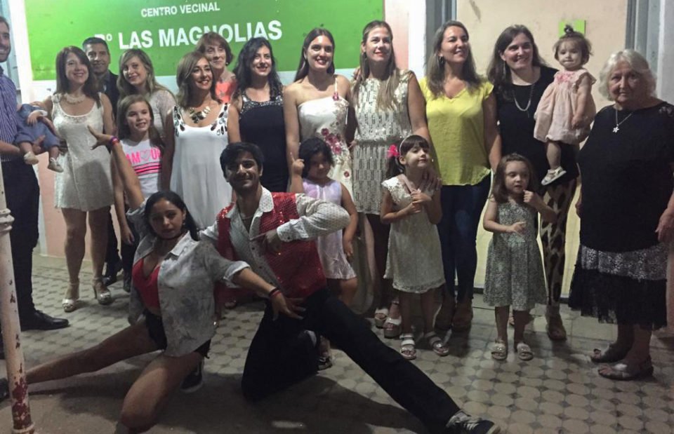 El centro vecinal Las Magnolias realizó el primer desfile en el barrio