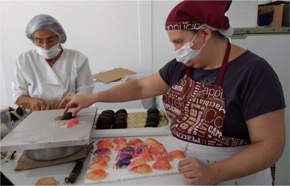 Sumate como amigo a la Campaña de “8 Late”, la Chocolateria Artesanal inclusiva