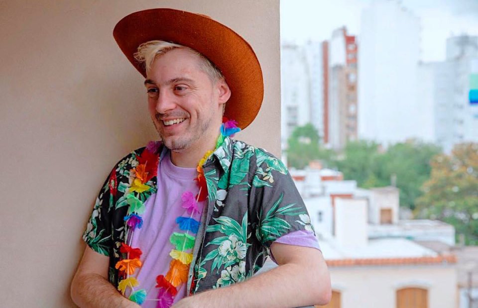 Cara a Cara con Agus Peralta: “todo el tiempo nos reímos de nosotros mismos”