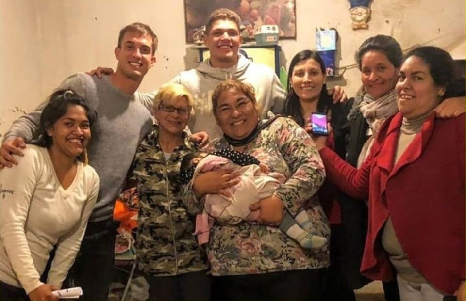La Fundación Igualar de Juan Cruz Komar ayuda a más de 25 comedores de la ciudad