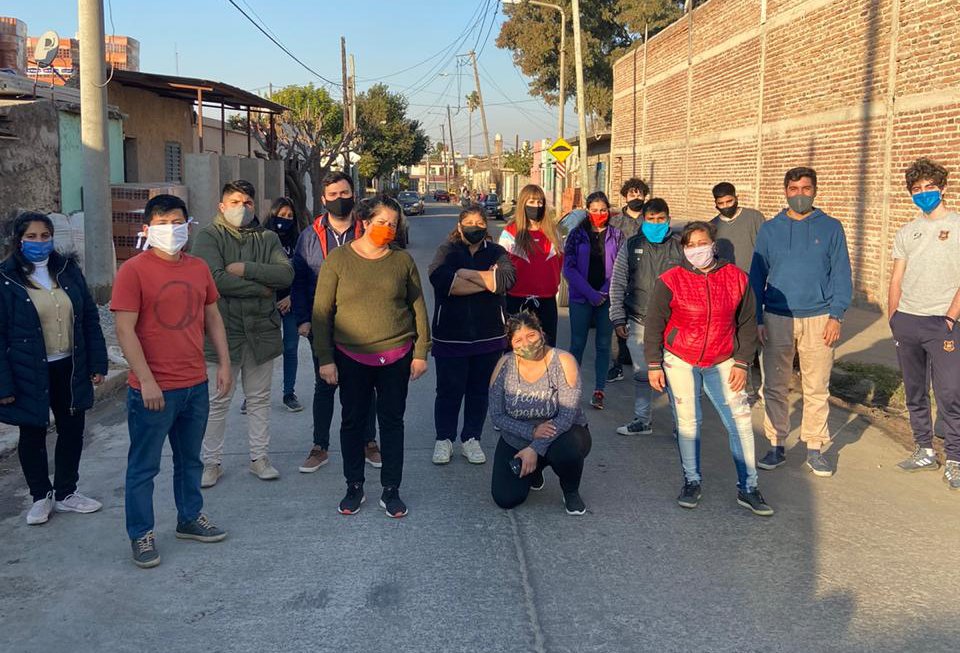 Durante el mes de Julio, ABRIGANDO A CÓRDOBA recorre los barrios ayudando a los más necesitados