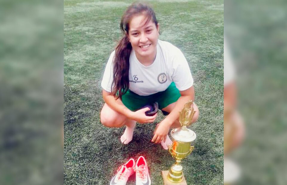 Organizan campaña solidaria para que jugadora de Huracán pueda operarse y recuperar la vista