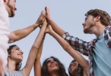 Convocan a estudiantes de la UNC para participar del proyecto “Estación Salud Integral” Estación Salud Integral