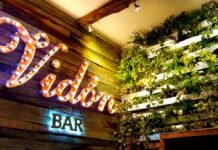 Promesa cumplida: Vidón Bar le dio un menú de regalo al personal de salud y a los bomberos