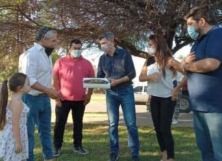 Sergio Sosa, el cantautor de B° Santa Cecilia fue homenajeado en el Día de la Música