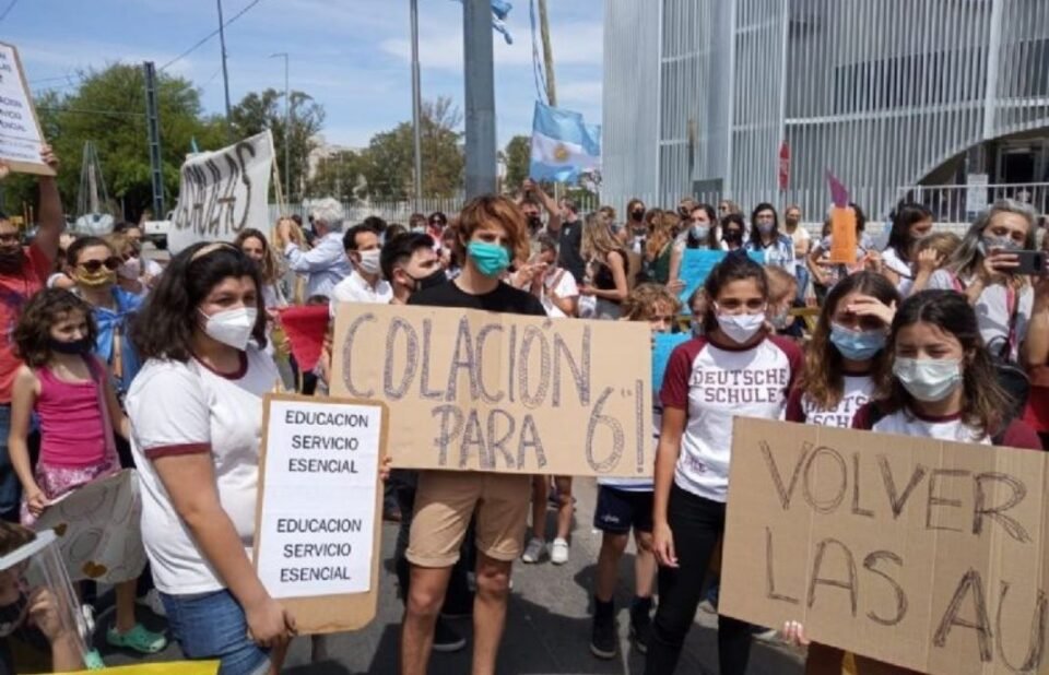 Educación en Córdoba: Padres autoconvocados piden que vuelvan las clases presenciales