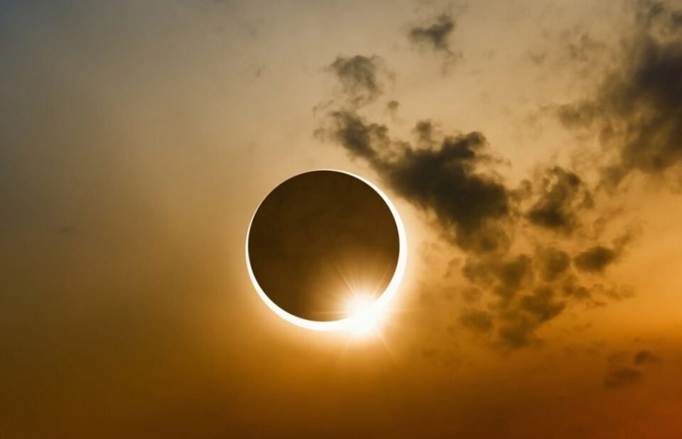 Eclipse solar