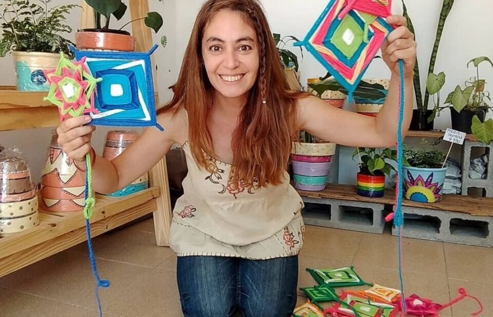Solidaridad en forma de mandala: intercambia sus tejidos por alimentos para donar