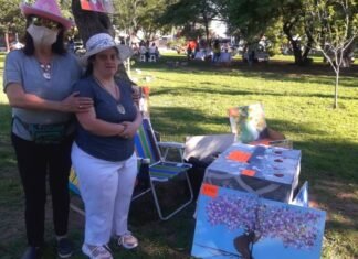 Pintura inclusiva: Natalia Matiusci, la joven que expone sus cuadros en la feria de Alto Verde Pintura