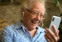 Envejecimiento saludable: La app que mantiene activos a los adultos mayores Adultos Mayores