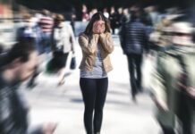 Fobia Social: ¿Qué situaciones te estás perdiendo por miedo? Fobia Social