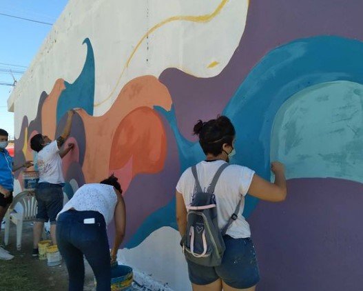 Pintaron un mural en el centro vecinal de B° Marques Anexo