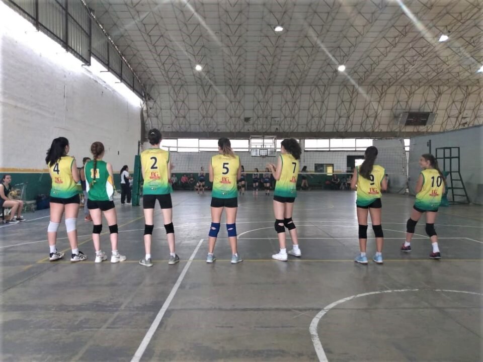 En el Club Poeta Lugones: El Vóley se viene con todo y para todos