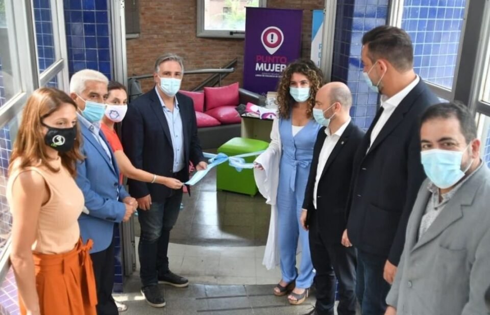 Se inauguró el Punto Mujer en el CPC Monseñor Pablo Cabrera