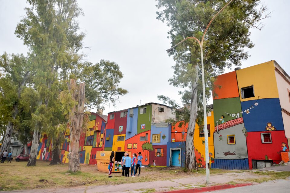 Costanera Norte: Están creando el primer corredor de arte urbano a cielo abierto de la ciudad