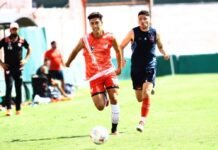 Nicolás Vaquer: El defensor de B° Nuevo Poeta que busca la “Gloria”