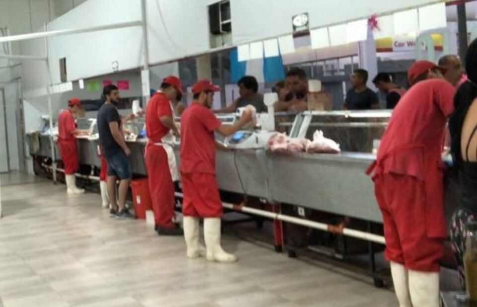 ¿Cómo afecta el cierre a las exportaciones de carne en el mercado local?