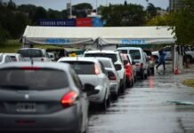 El Autovac del Kempes extendió su horario de vacunación Autovac