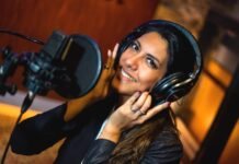 La locutora cordobesa que conquista Latinoamérica con su voz Norma Quevedo