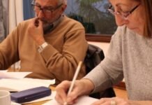 Los adultos mayores son invitados a a escribir sobre sus saberes y vivencias