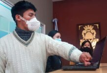 La historia de amor y superación de un programador con parálisis cerebral Programador