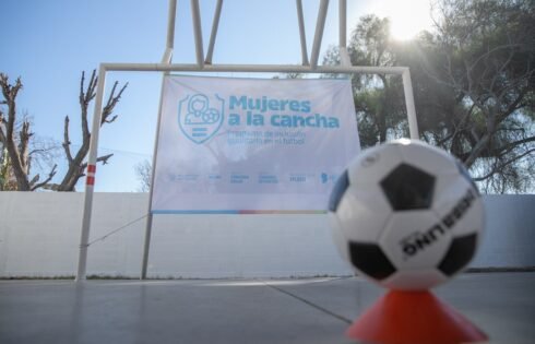 Mujeres a la Cancha