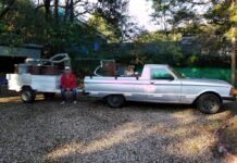 El argentino que creó una camioneta Ford Falcon que anda a residuos Camioneta