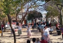 Feria de platos, música, canto y baile para conmemorar al libertador José de San Martín en B° Poeta Lugones