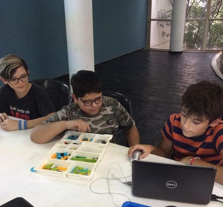 Cocina de Genios dictará cursos de programación en el Club Teléfonos