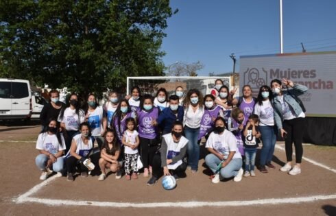 Mujeres a la Cancha