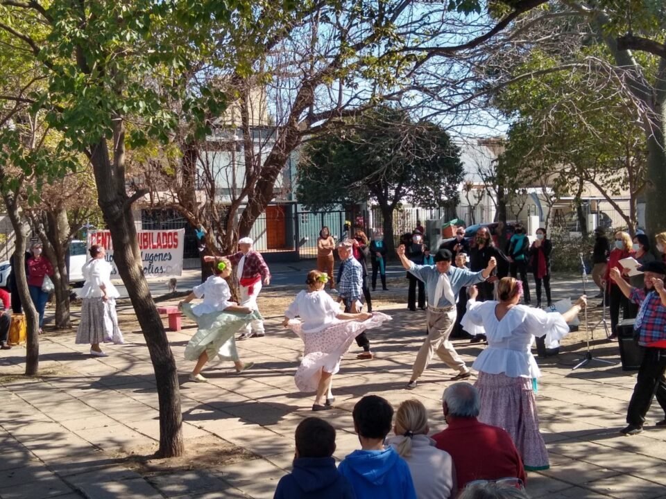 Barrio Poeta Lugones festeja sus 50 años con una gran fiesta