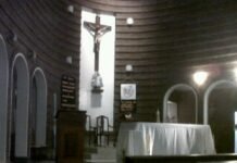 Cáritas Parroquial ofrecerá una venta de ropa y libros usados este domingo en la parroquia San Fermín