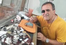 El “Señor de los Relojes” se encuentra en B° San Martín Relojes