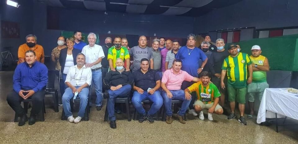 Sergio González asumió como nuevo presidente del club Huracán de barrio La France