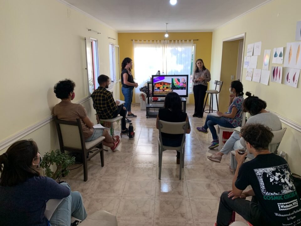 Taller Grupal para Desarmar Creencias Limitantes: una iniciativa de la psicóloga y muralista Rocío Manzano