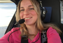 Volando bien alto: la historia de Lucía Vastik, la piloto de avión cordobesa de 22 años Lucia Vastik