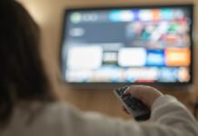 Cultura: Un estudio indicó que para los cordobeses el televisor es tan importante como el celular Televisor