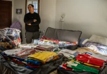 Mariano Saravia: el periodista que colecciona las camisetas más raras del mundo Mariano Saravia
