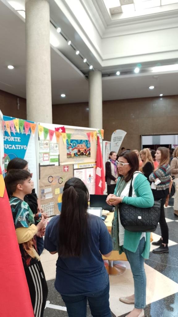 La Escuela Maestros Puntanos de B° Poeta Lugones participó del Seminario Internacional: “Igualdad en la Educación”