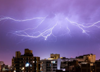 El joven cordobés que impresiona con sus fotos del cielo y estudia para ser cazatormentas Cazatormentas