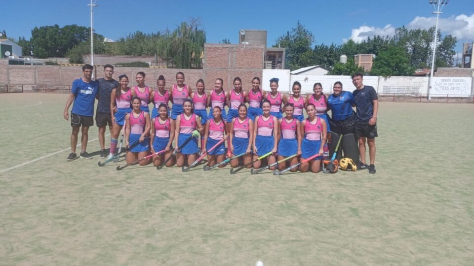 El hockey femenino de Córdoba Rugby participó por primera vez en su historia de un Torneo Regional