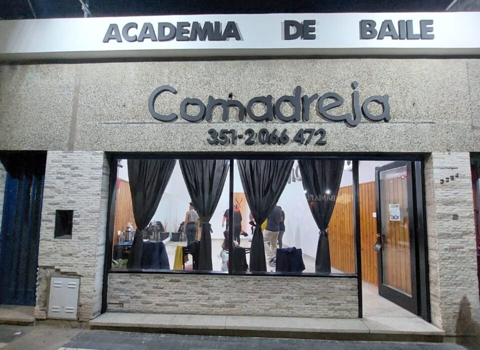 COMADREJA abrió las puertas de su nuevo local y te espera para aprender a bailar
