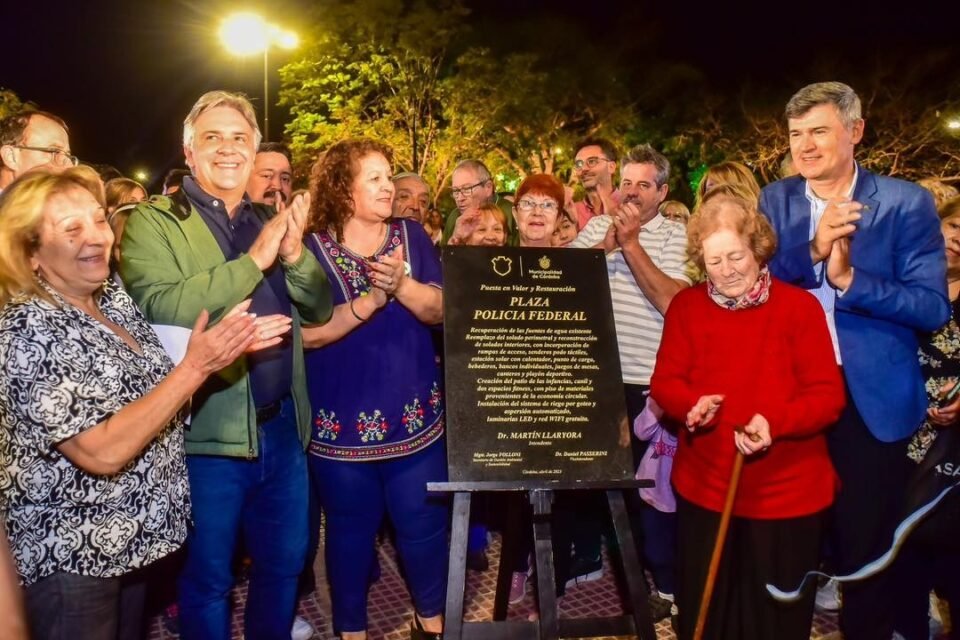 Quedó oficialmente inaugurada la renovada Plaza Policía Federal