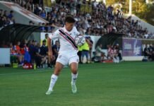 Es cordobés, pasó por Las Palmas y ahora juega y trabaja en Australia