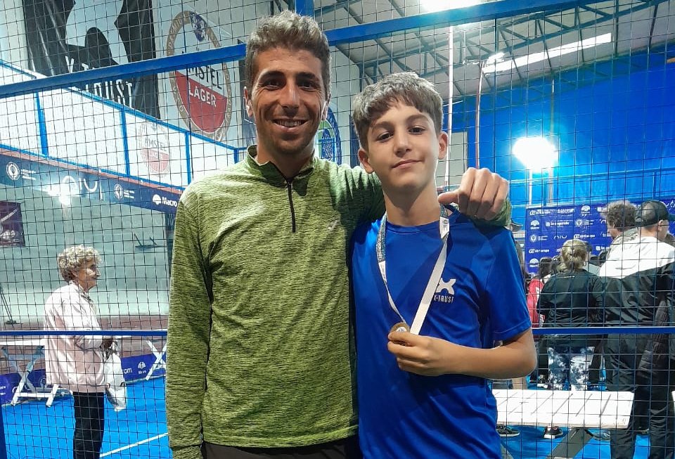 El Campeón Nacional de Padel Sub12 vive en B° Marqués de Sobremonte
