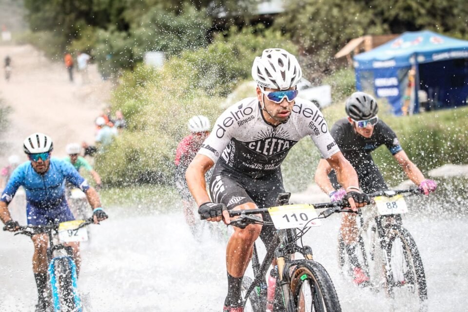 Mountain Bike: Efrain Toloza terminó entre los 10 mejores en el Desafío Río Pinto