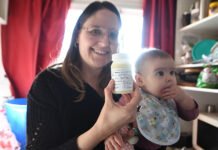 Mujeres donan su leche para alimentar a bebés cordobeses